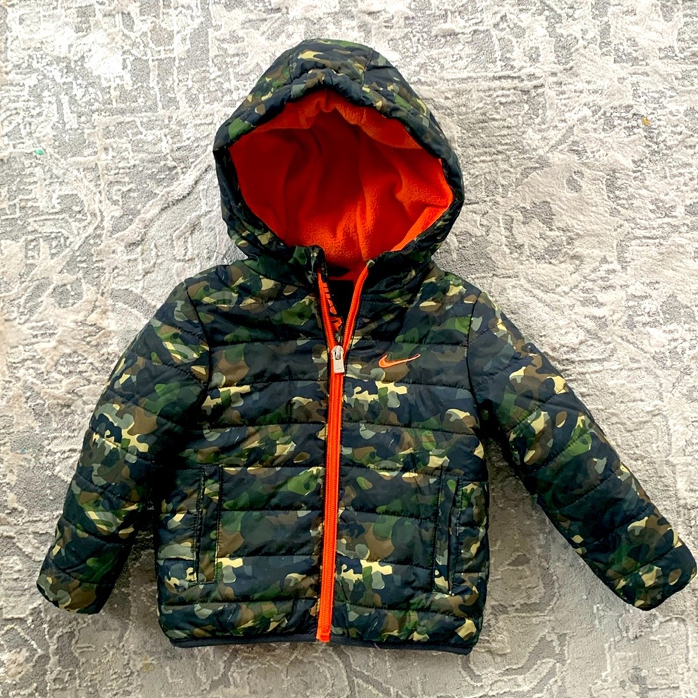 Nike puffer coat